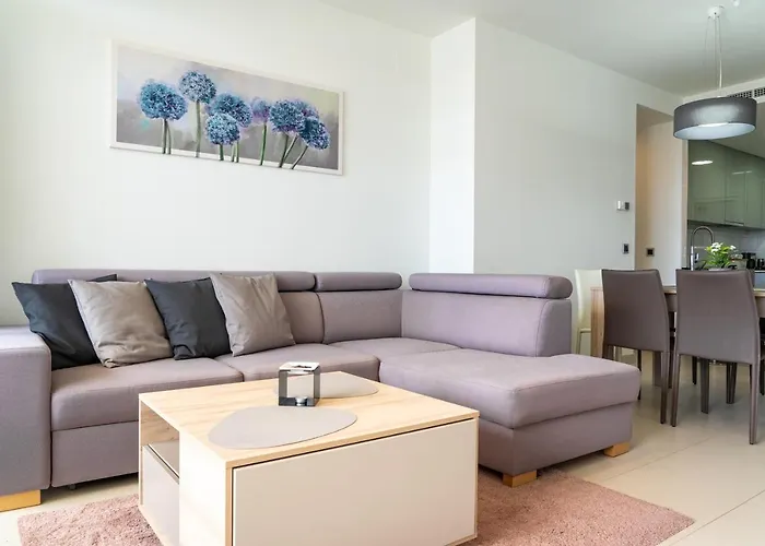 Διαμέρισμα Sunset Drive 90210 *