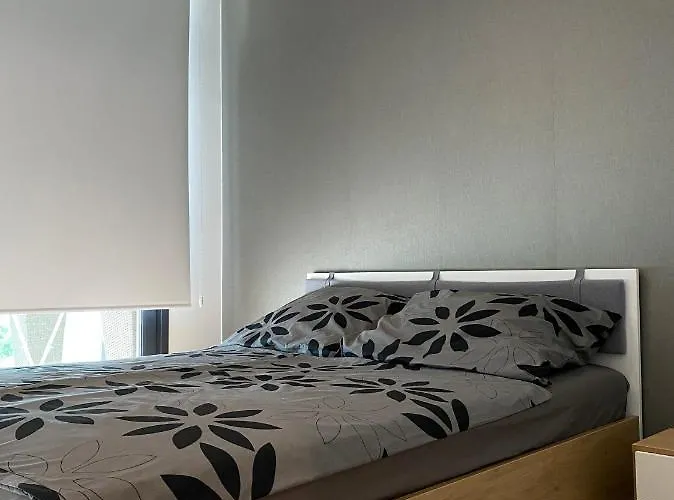 Sunset Drive 90210 Apartament