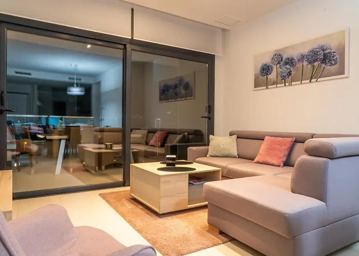 Sunset Drive 90210 *